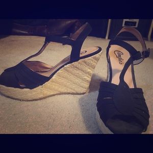 Open-Toe Wedges